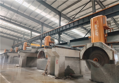 MAX1 Мостовая блочная режущая машина (литье)